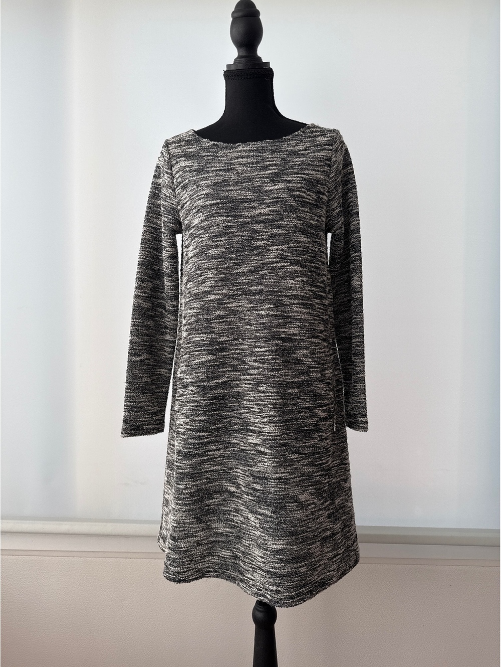 GAP Womens M Black White Marled Knit Shift Dress Long Sleeve Pockets NWT